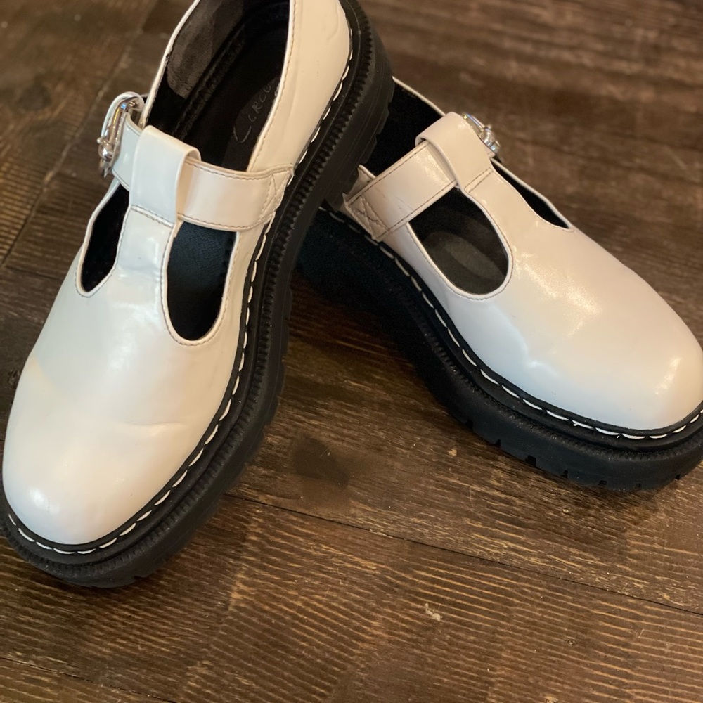Circus by Sam Edelman White Chunky Buckle Emilia Mary Jane Loafers Size 8 1/2